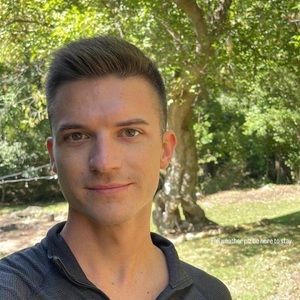 Meet your Posher, Zach